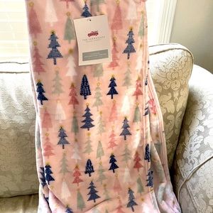 Pink Christmas throw blanket - Pink Christmas blanket - pastel Christmas trees